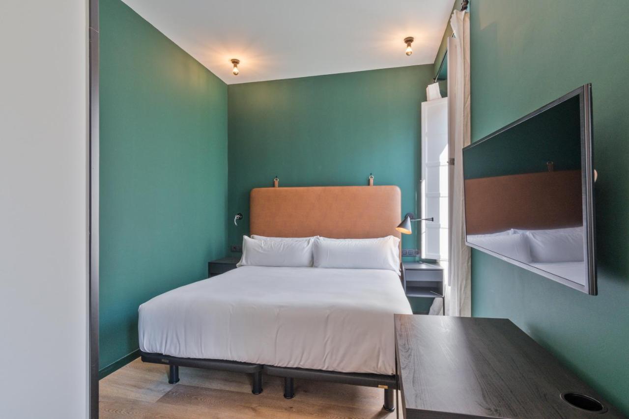 Uma Suites Atocha Μαδρίτη Εξωτερικό φωτογραφία